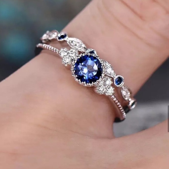 Luxury 2 pcs/set Blue Crystal Ring - Picture 4 of 5